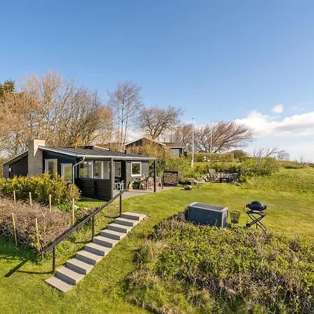 Nielsen - 30m To The Fjord By Interhome *